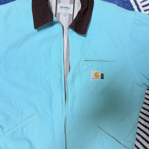 아이앱 스튜디오 칼하트 자켓