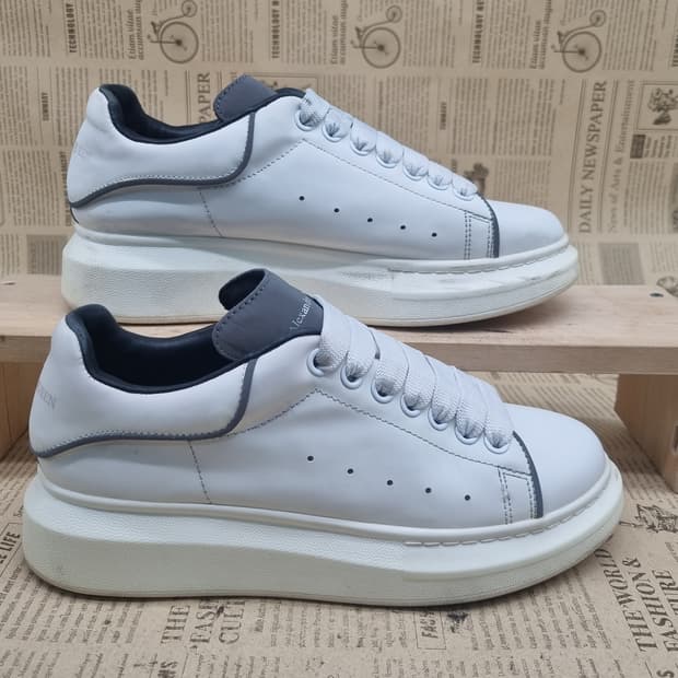 AMQ 여성스니커즈40 250