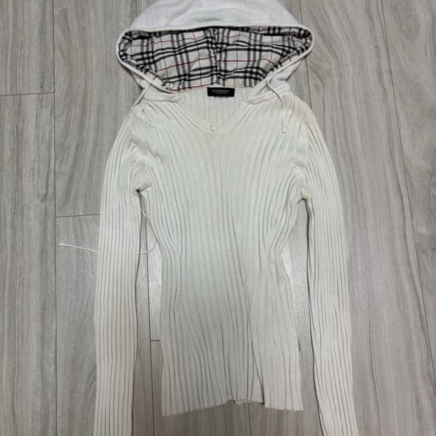 여성 긴팔티셔츠