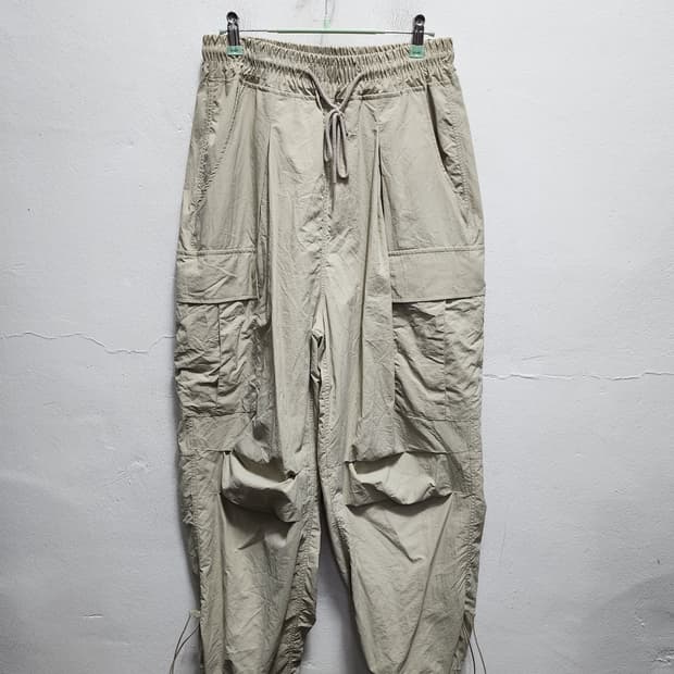 MILE 가먼츠 나일론 파라슈트