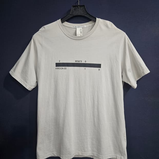 플라스틱 프로덕트 라이트그레이 남성 오버핏 95~100 반팔티 