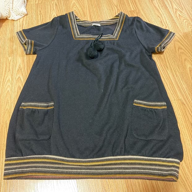 빈티지 반팔 폼폼 니트