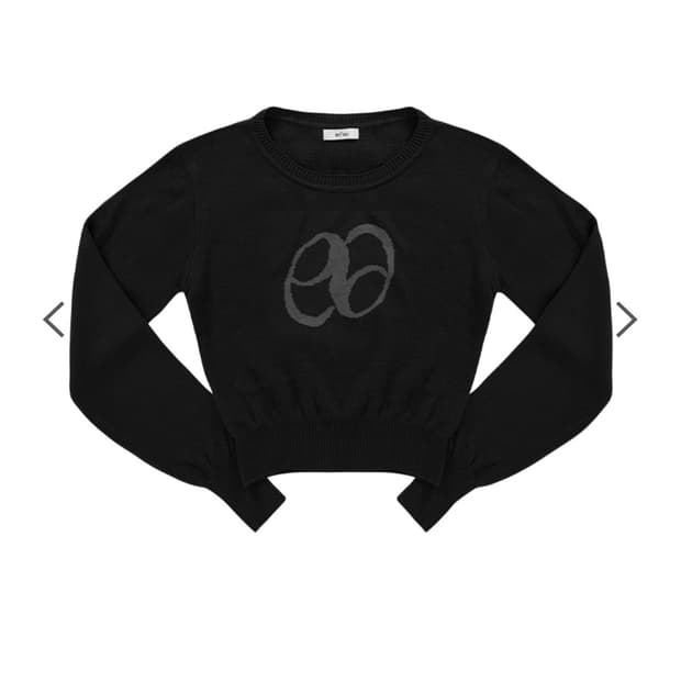 애즈온 MOLLY CROP KNIT 블랙