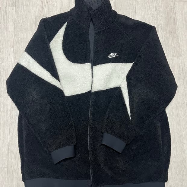 미국판 나이키 빅스우시 후리스