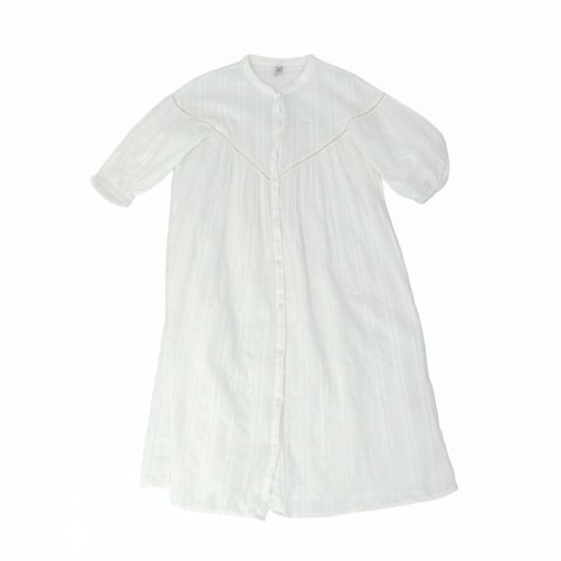 화이트 버튼 롱 원피스