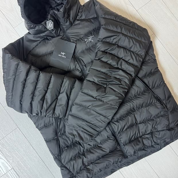 아크테릭스 세륨후디 블랙 L 새상품