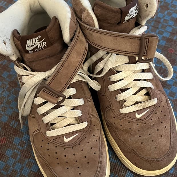 나이키 초콜릿포스