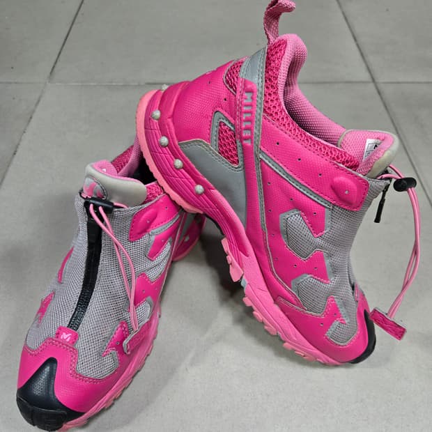 밀레 어드밴스우먼 고어텍스 중등산화 245mm