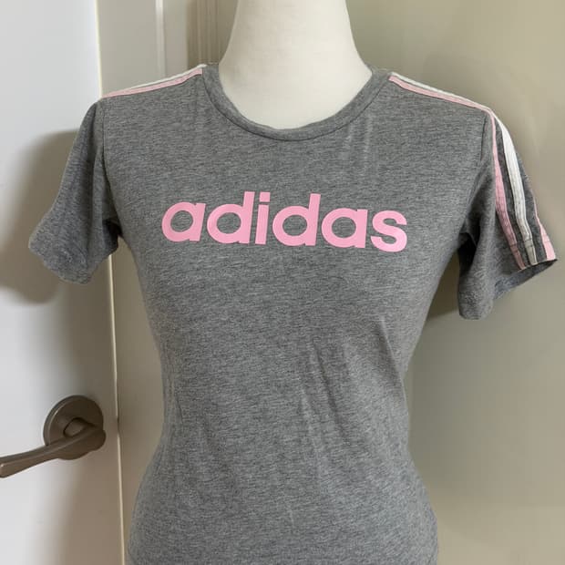아디다스 회핑 회색핑크 삼선반팔 