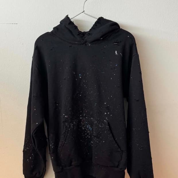 D.D.W Destroyed Black Plain Hoodie (2)
