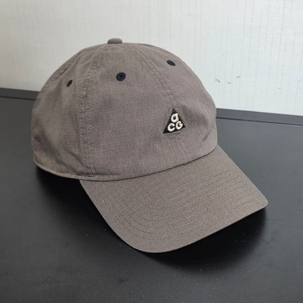 나이키 acg 헤리티지86 캡