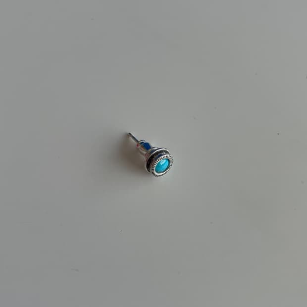 Stone Pierced earrings 귀걸이
