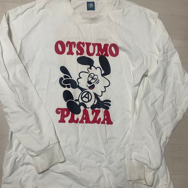 베르디 VERDY 오츠모플라자 롱슬리브 화이트 XL 급처