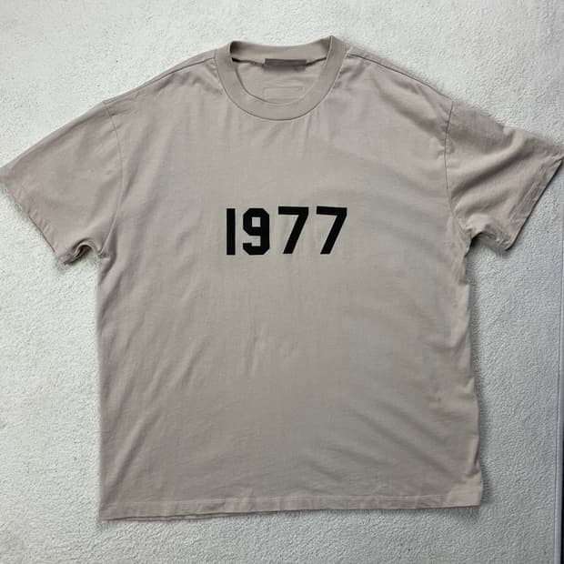 피어오브갓 1977 반팔티셔츠 사이즈 L