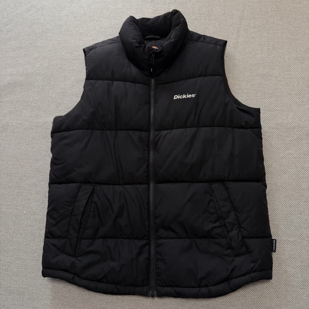 디키즈 스펠아웃 패딩조끼