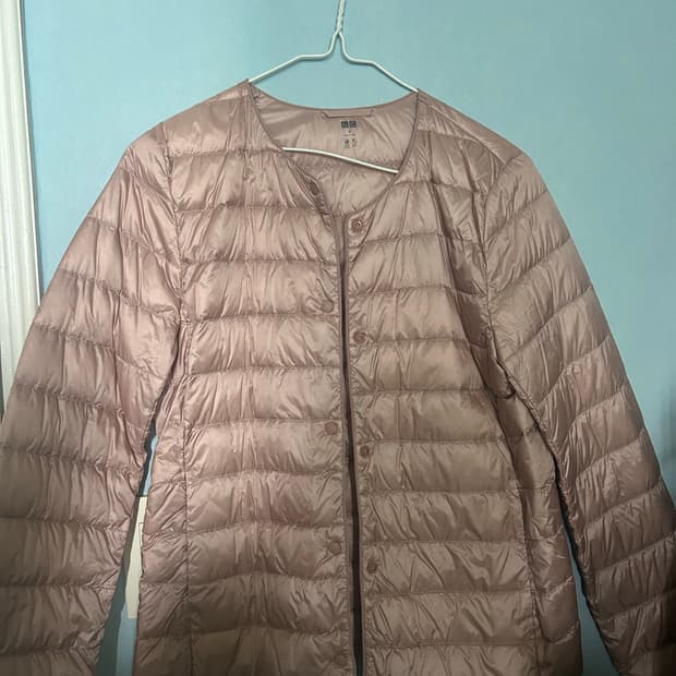 유니클로 핑크 경량패딩