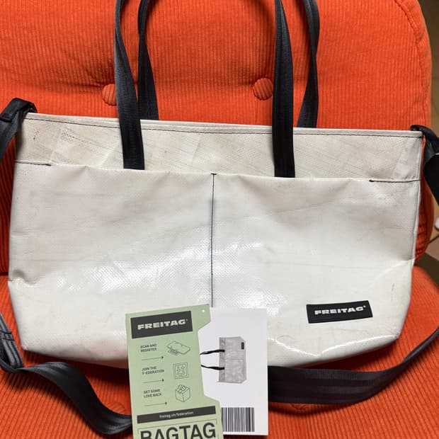 프라이탁 F560 STERLING 스털링