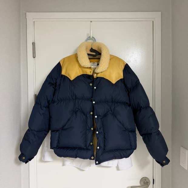 (상태 매우 좋음) 록키마운틴 페더베드 크리스티 패딩 네이비(네고 가능)