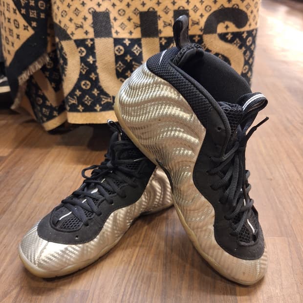 나이키 폼포짓 원 실버280