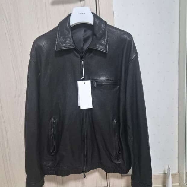 유니온블루 이탈리안 램스킨 싱글 자켓 블랙에디션 L사이즈