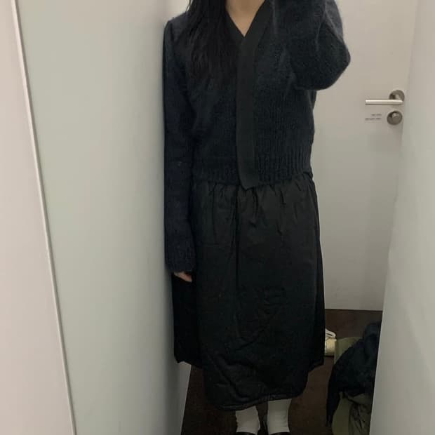 아모멘토 그랜마가디건 다크그레이