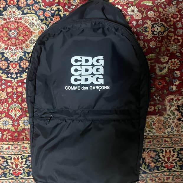 꼼데가르송 백팩