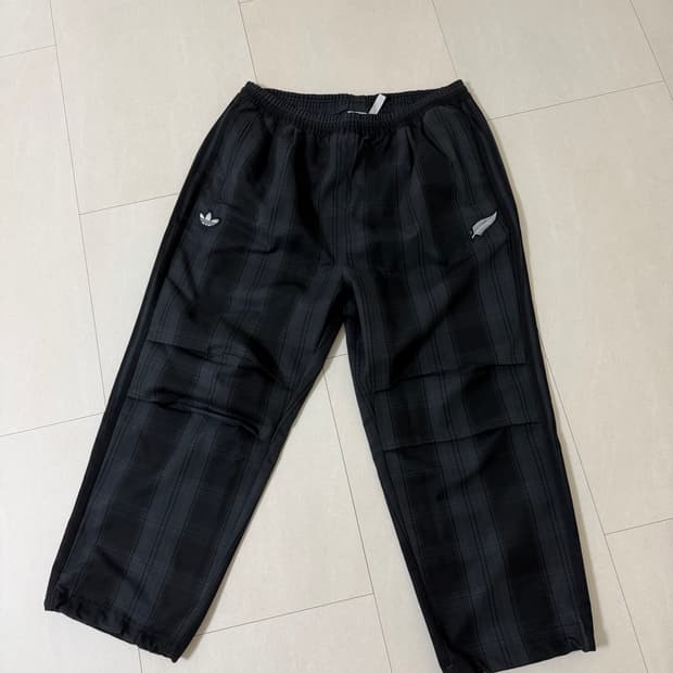 아디다스 파라슈트 팬츠 2xl