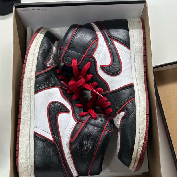 조던1 레트로 OG 블러드라인 260