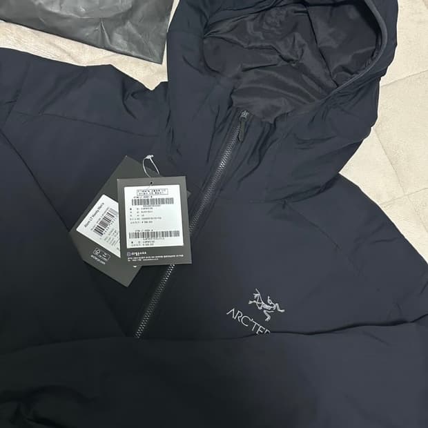 아크테릭스 아톰 LT 후디 L 판매합니다