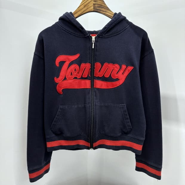 TOMMY JEANS (M)