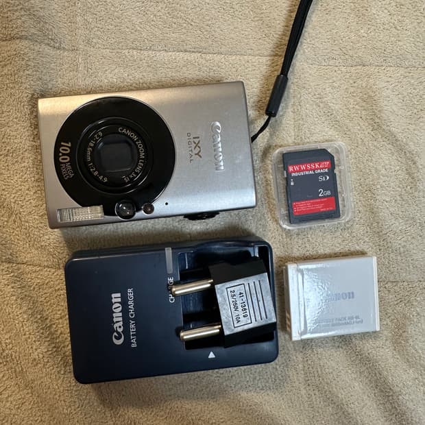 캐논 익서스 85is 디지털카메라 디카 카메라