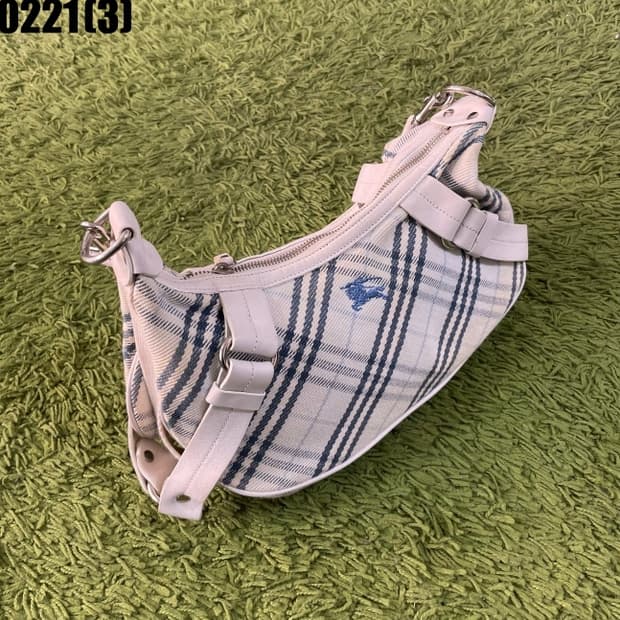 버버리 블루라벨 숄더백 가방