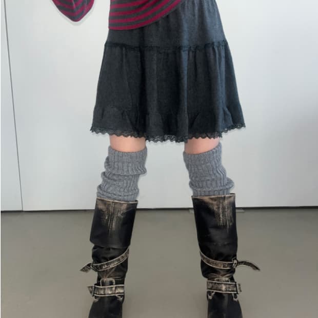 !!베이지 색상!! 김아홉 미디 니트스커트