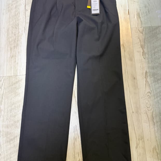 [31] 무신사 스탠다드 핀턱 슬랙스 31 새상품