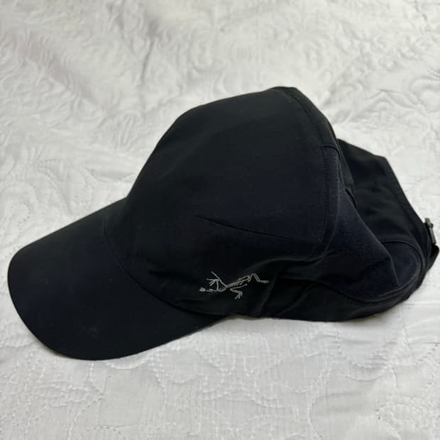 아크테릭스 모자