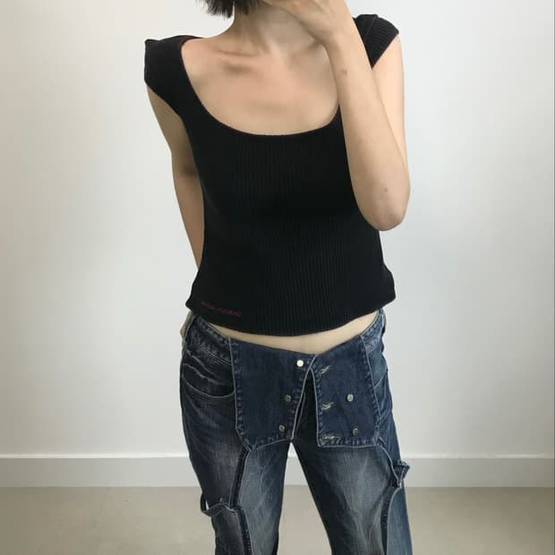 dkny 디케이앤와이 스티치 탑