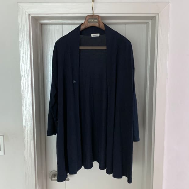 Plantation by issey miyake 네이비 롱 가디건