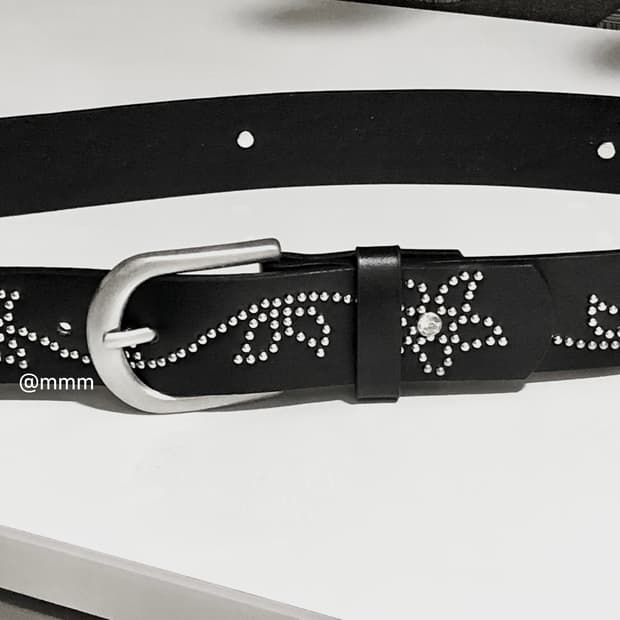 Flower stud belt