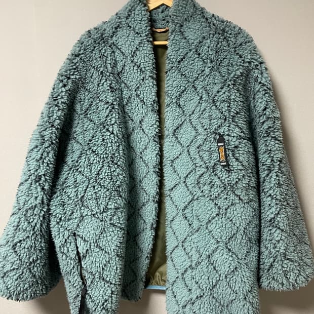 캐피탈 후리스 산쥬로