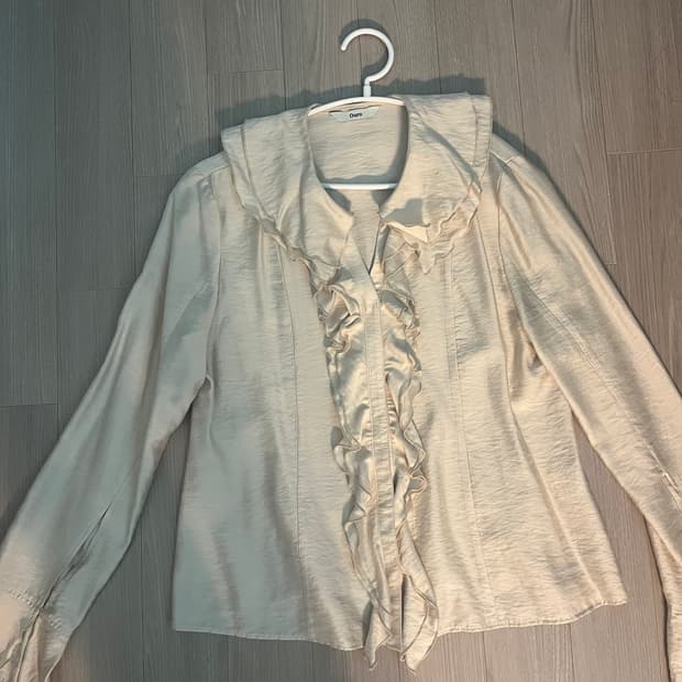 아우로 프릴 블라우스