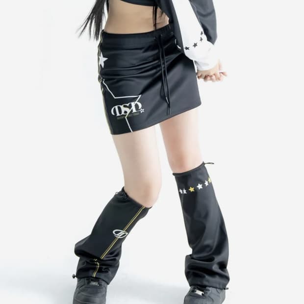 덕다이브 D스타 스커트 팝니다