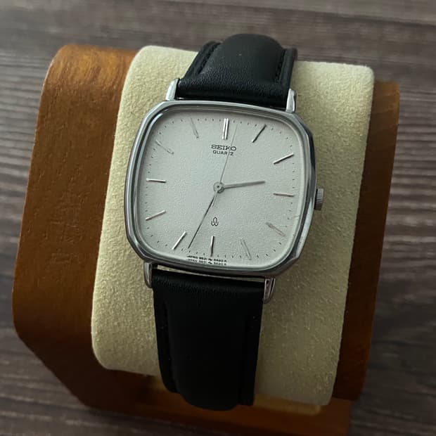 세이코 Seiko 쿼츠 스노우 스퀘어 type