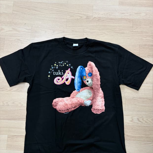 [M] tuki. x saint michael 츠키 생미카엘 굿즈 티셔츠