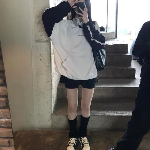 쓰리타임즈 Bloom training top 블룸트레이닝 탑