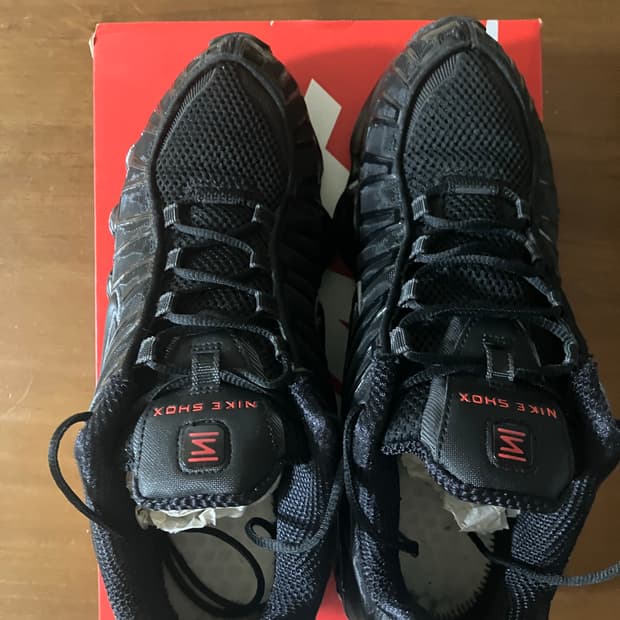 나이키 샥스 TL 270 