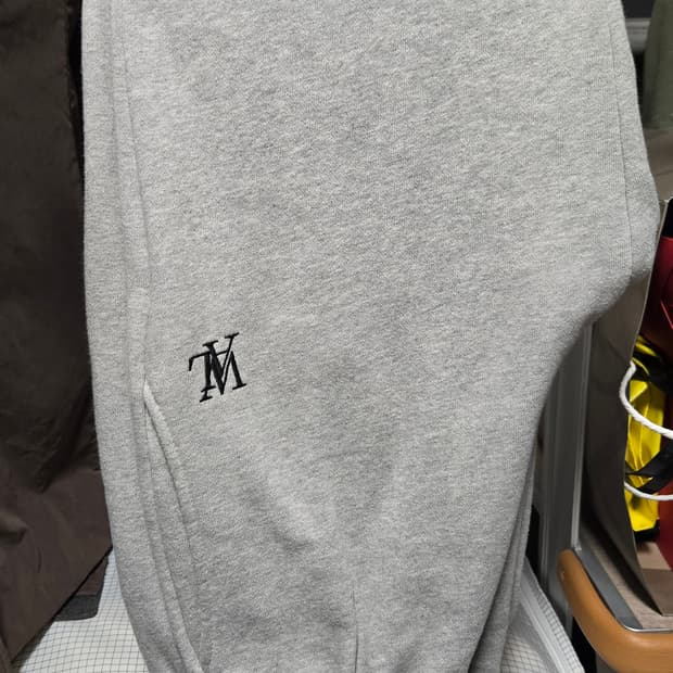 우알롱 조거팬츠