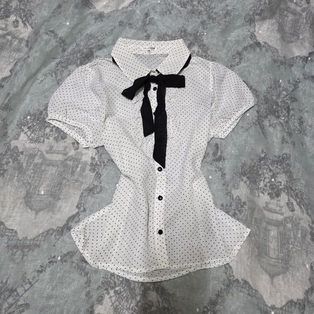 빈티지 리본 반팔 퍼프 화이트 도트 블라우스 갸루 모리