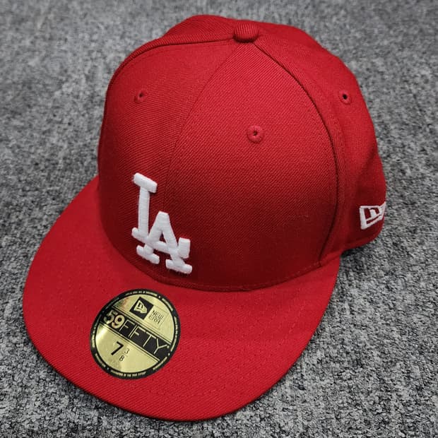 뉴에라 LA 다저스 59FIFTY 스칼렛 레드 스냅백 모자 58.7