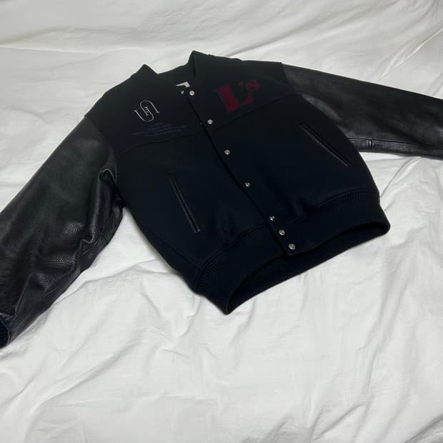 언더마이카  바시티 자켓 사이즈 1