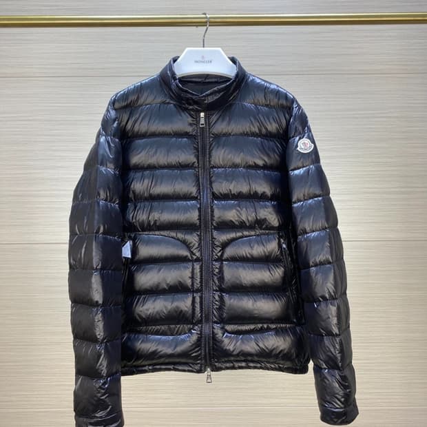 몽클레어 아코루스